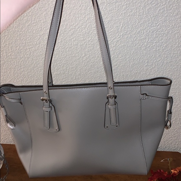 Voyager - Picture 2 of 6